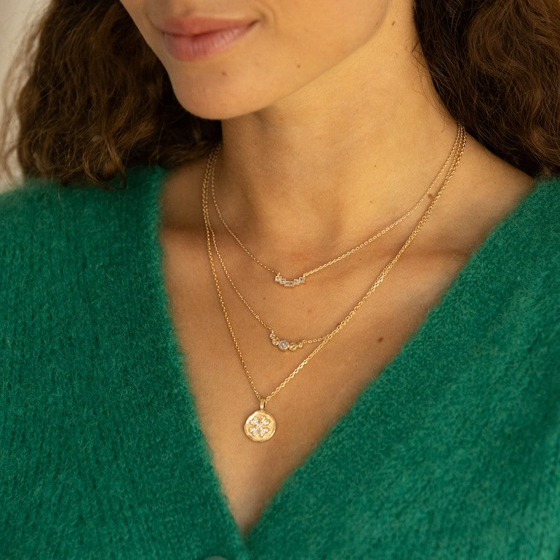 Collier plaque or azenor