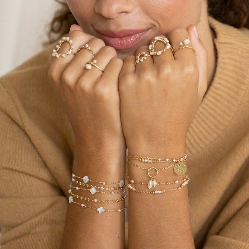 Bracelet plaque or capucine martele blanc personnalisable
