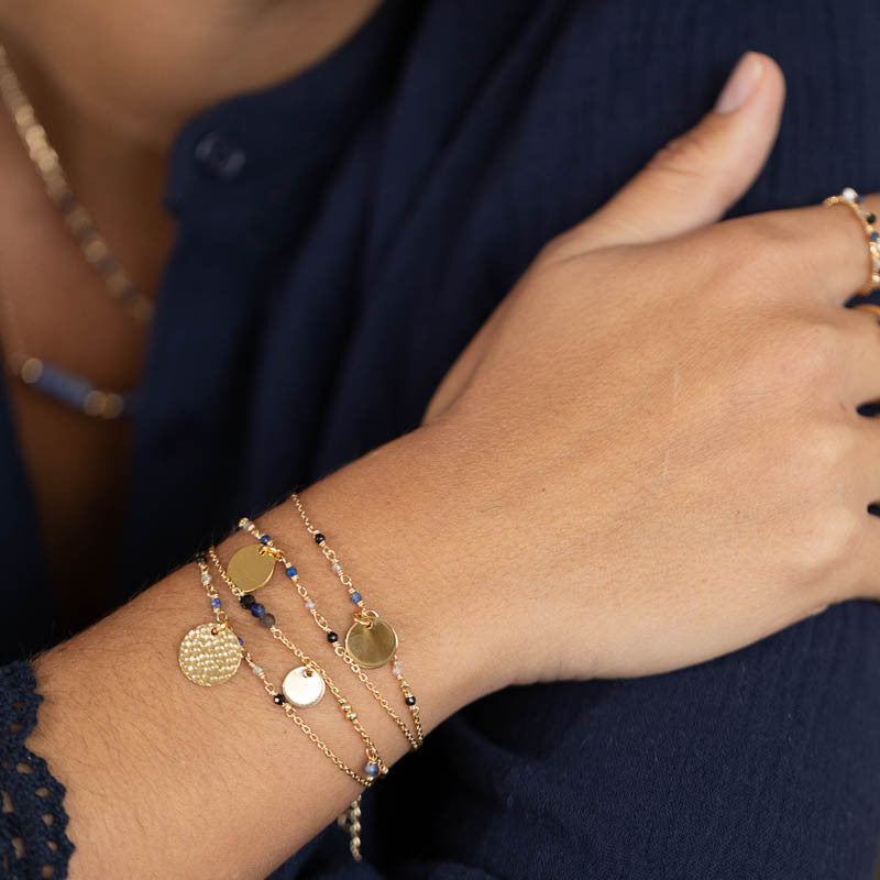 Bracelet plaque or capucine martele crepuscule personnalisable