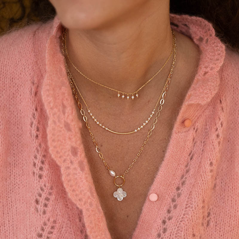 Collier plaque or lou