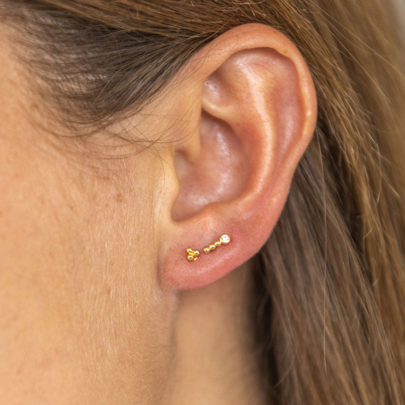 boucle Livia puce plaqué or perlé zirconium