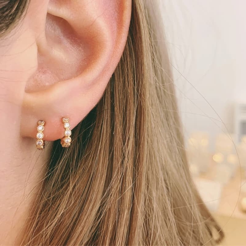 Boucle Zita minis créoles zircons