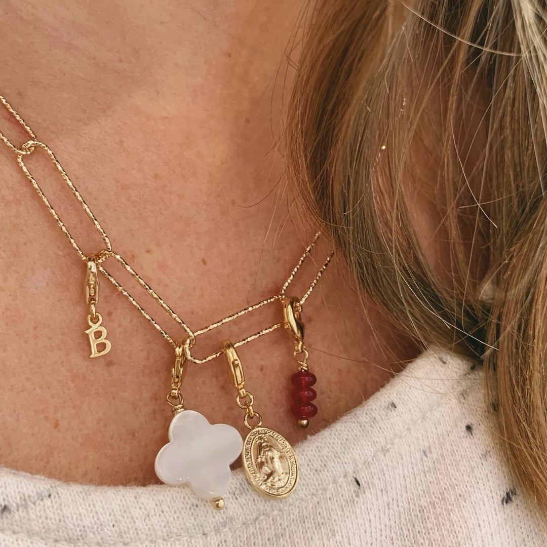 charm alexine trèfle en nacre