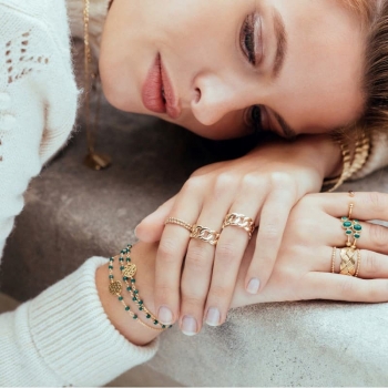 bracelet letizia perles vert d'eau martelé plaqué or