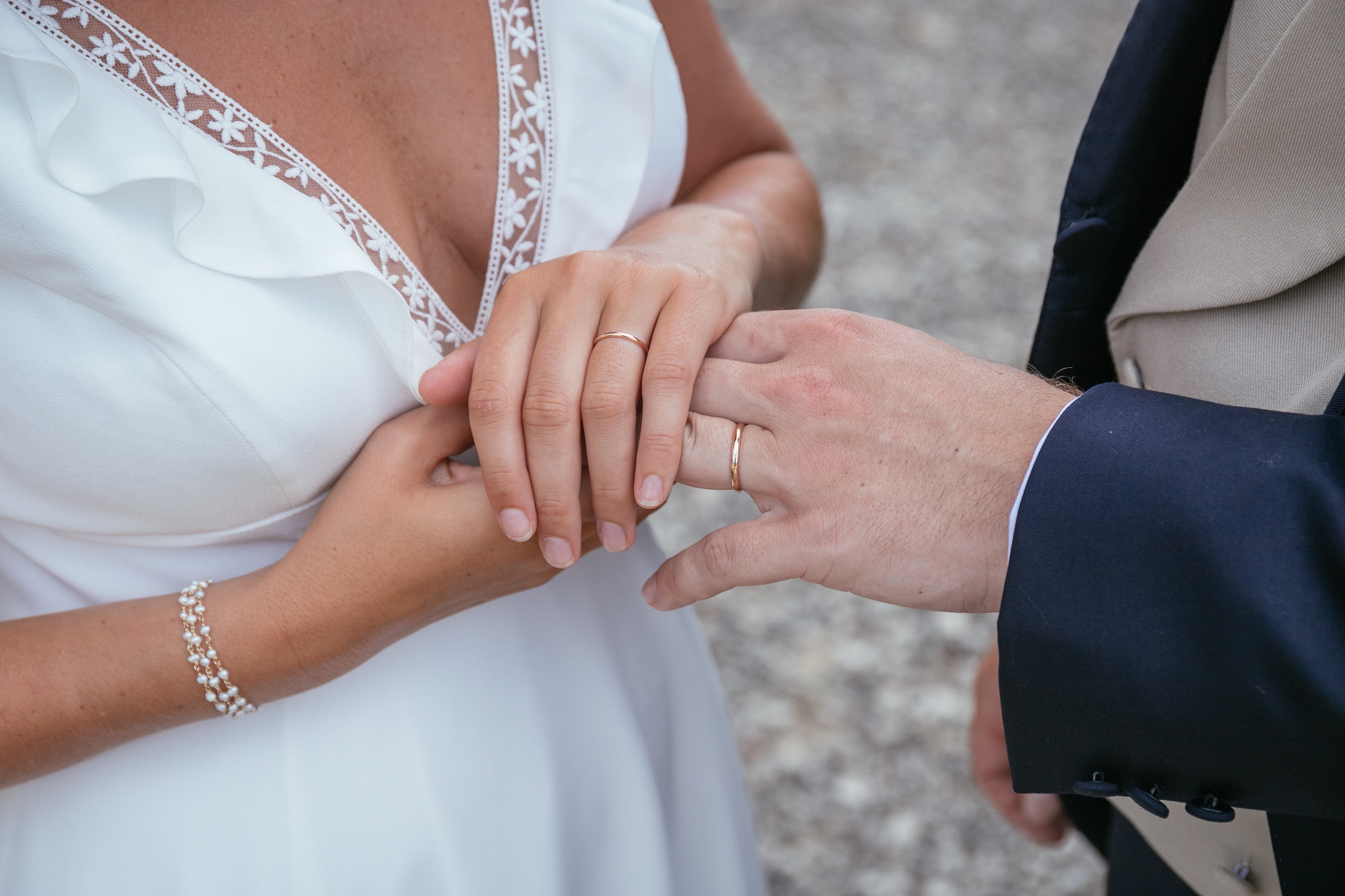 Quels bijoux choisir pour une mariée en plaqué or ?