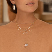 Collier plaque or pascale