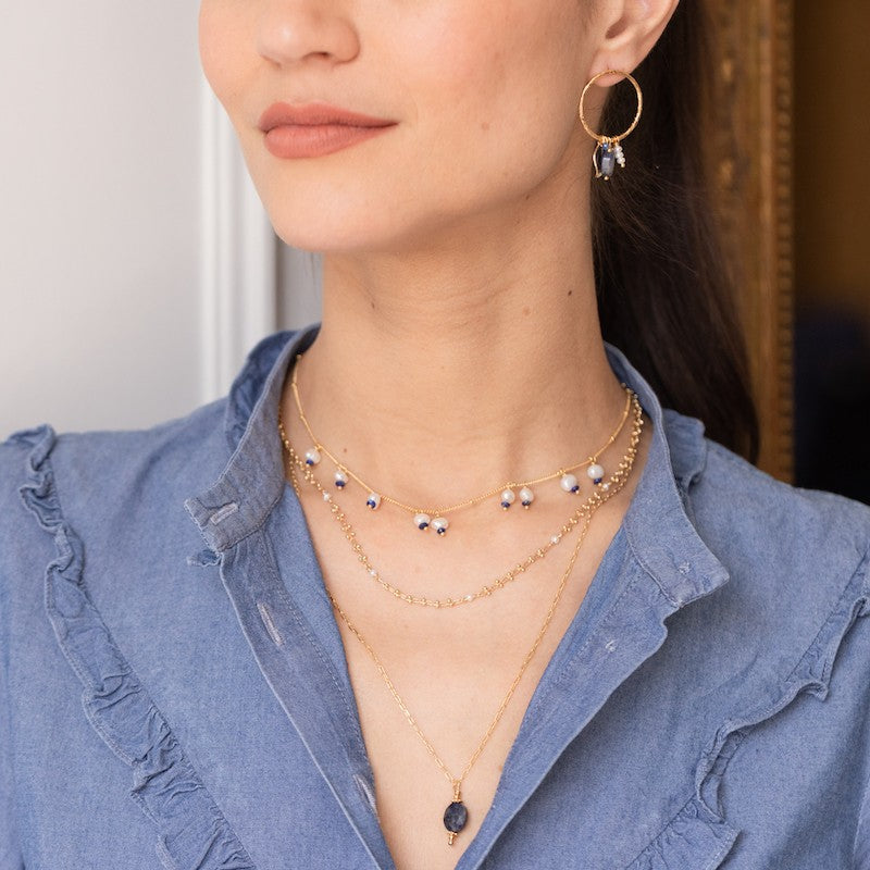 Collier plaque or morgane blanc