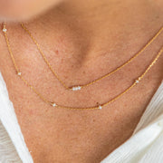 Collier plaque or gabin