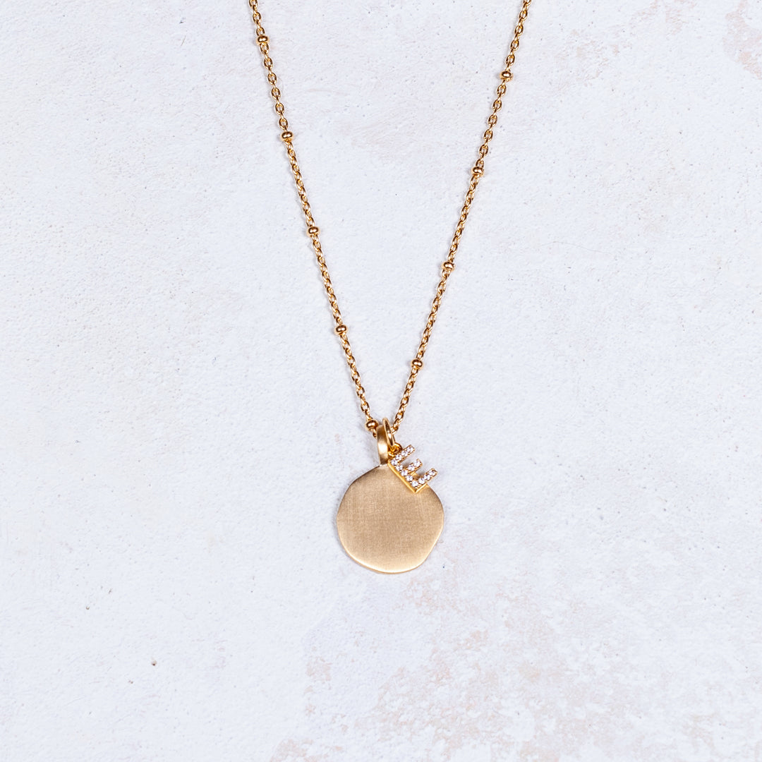 Collier Initiale - Petit modèle avec médaille