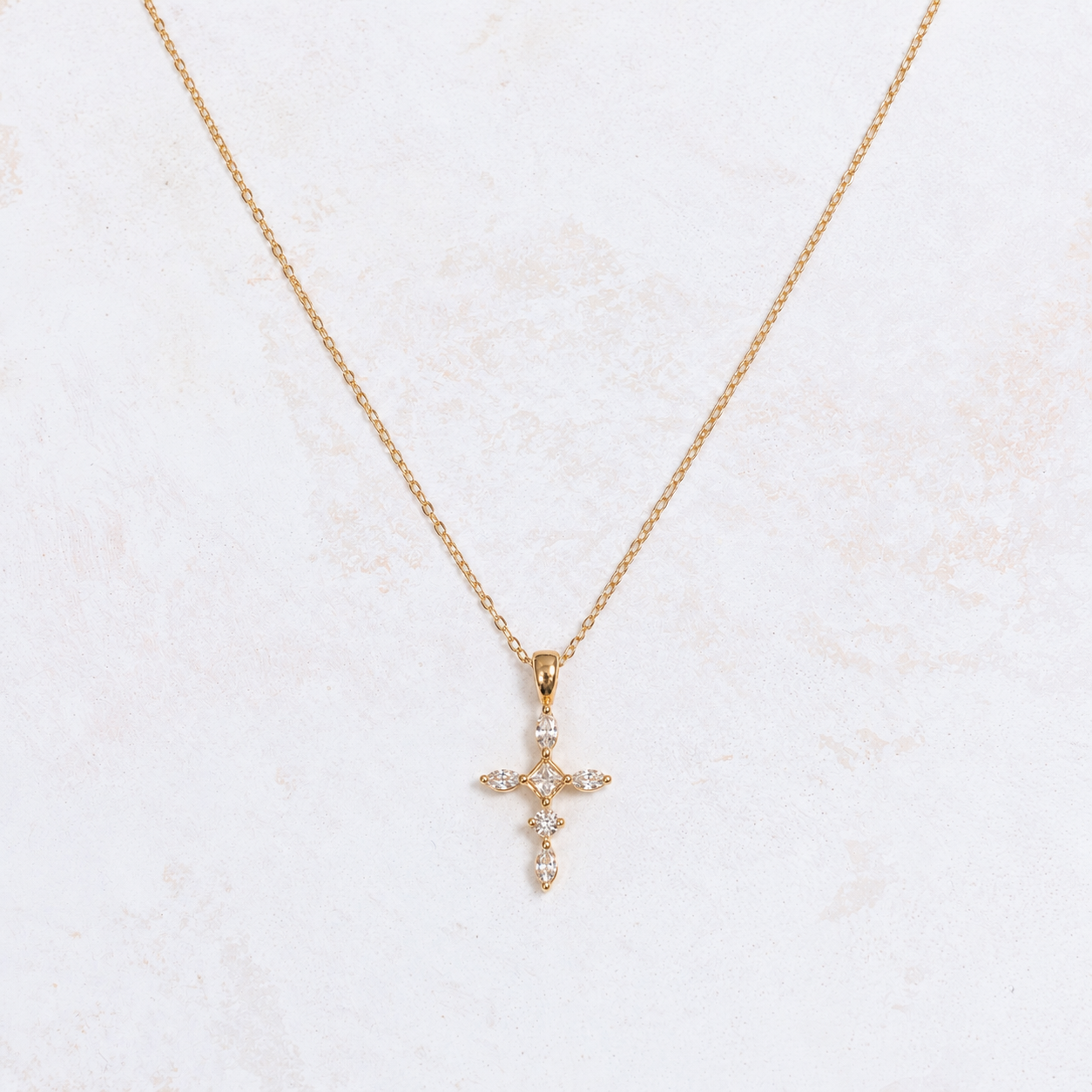 Collier Cruz
