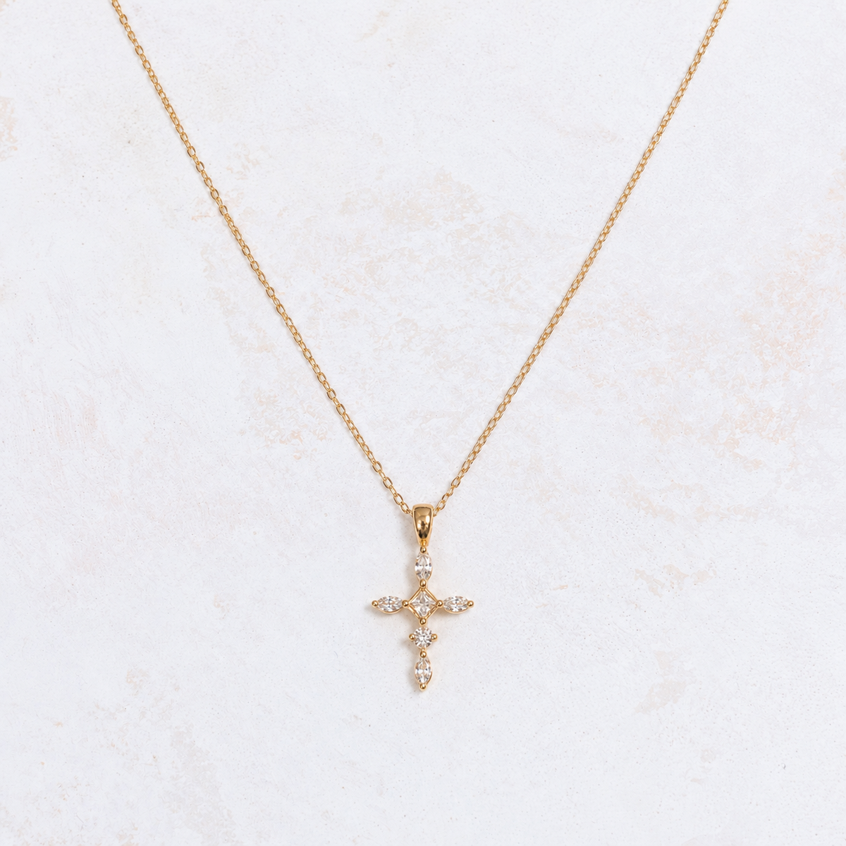 Collier Cruz